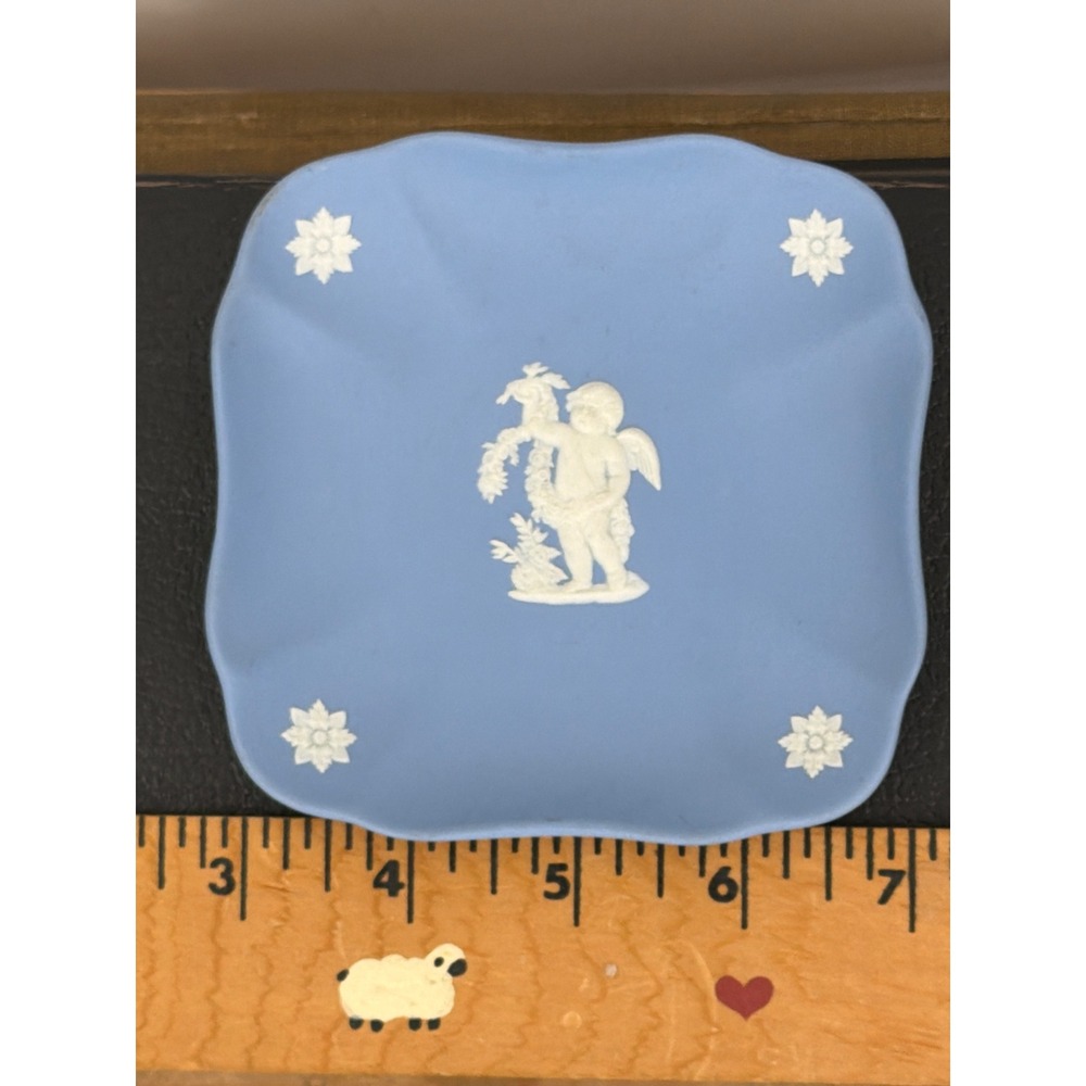 Wedgwood Jasperware‎ Pale Blue Square Pin Dish Cherub Cupid Trinket Tray England